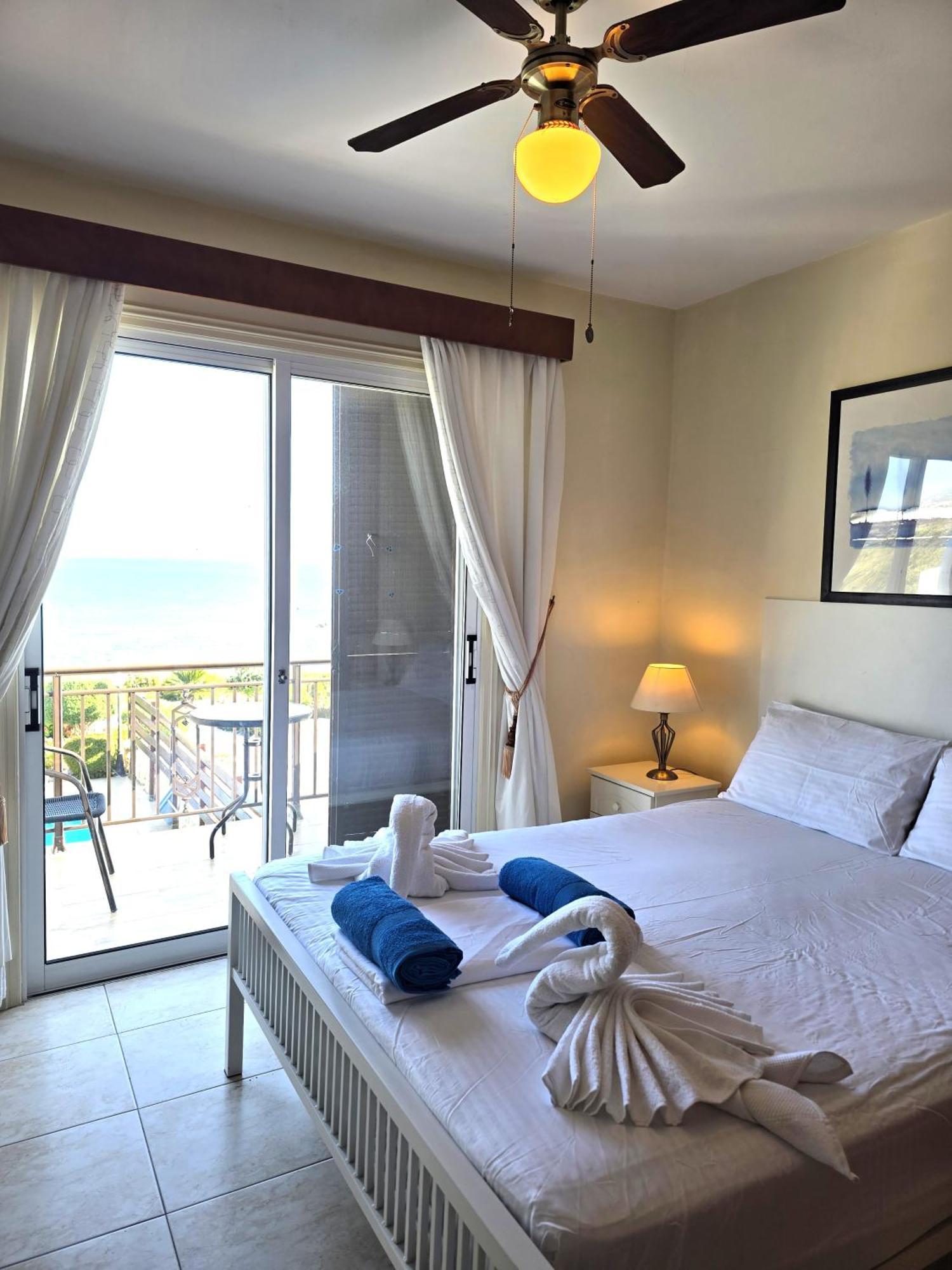 Sunrise Villa In Coral Bay Esterno foto