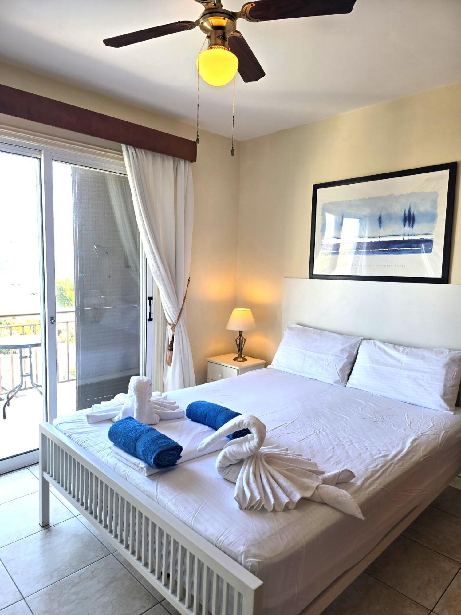 Sunrise Villa In Coral Bay Esterno foto